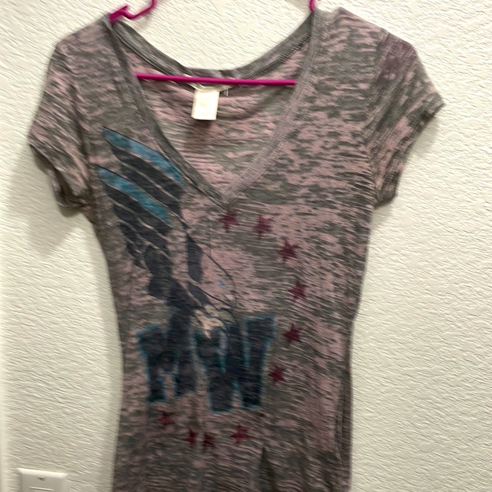 TEAL ❤️ PINK ❤️ GREEN V-NECK T